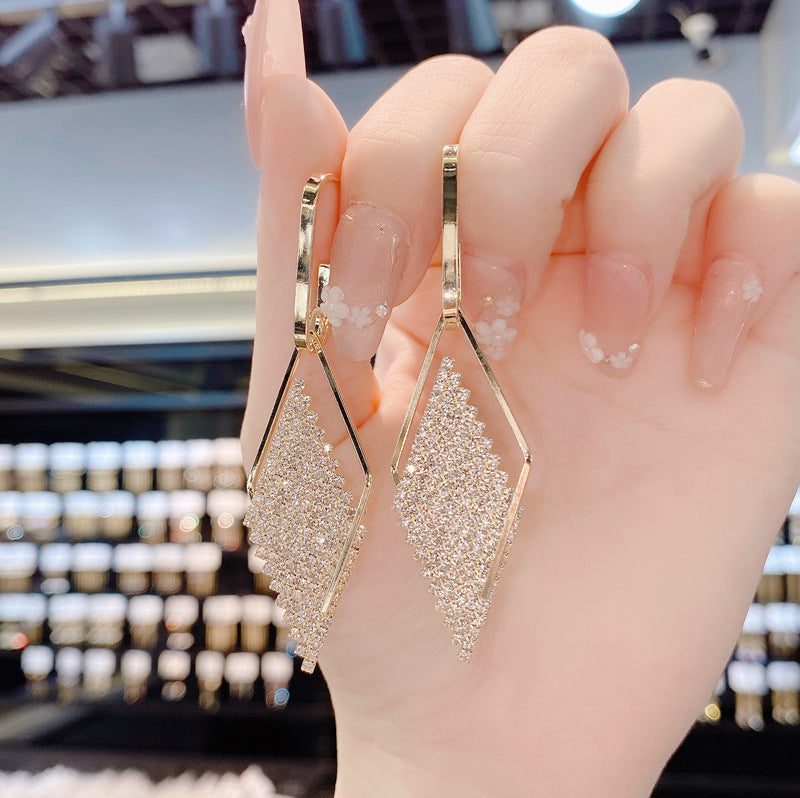 Luxury geometric diamond earrings